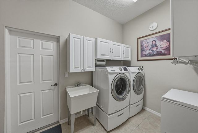 13304 THOROUGHBRED DRIVE, Dade City, FL 33525