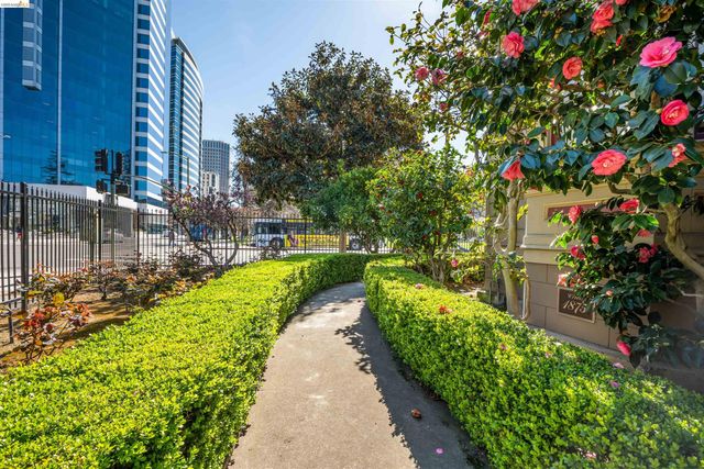 653 11th Street, Oakland, CA 94612