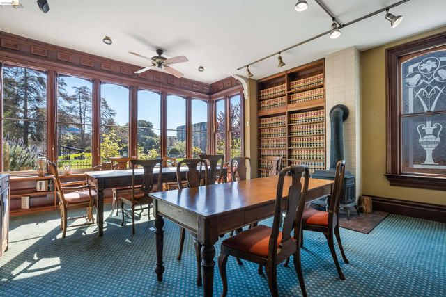 653 11th Street, Oakland, CA 94612