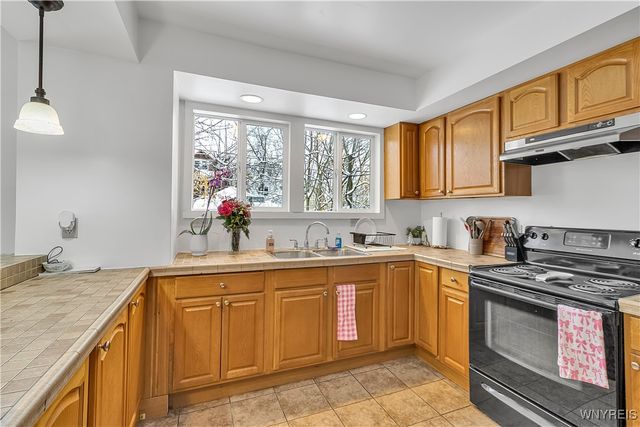 69 Tyler Street, Buffalo, NY 14214