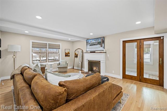 380 Depot Road, Clarkston, MI 48346