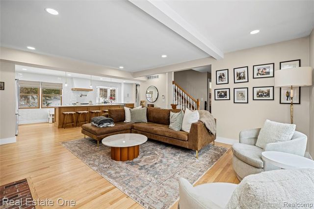 380 Depot Road, Clarkston, MI 48346