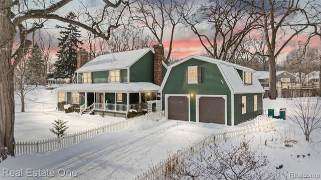 380 Depot Road, Clarkston, MI 48346