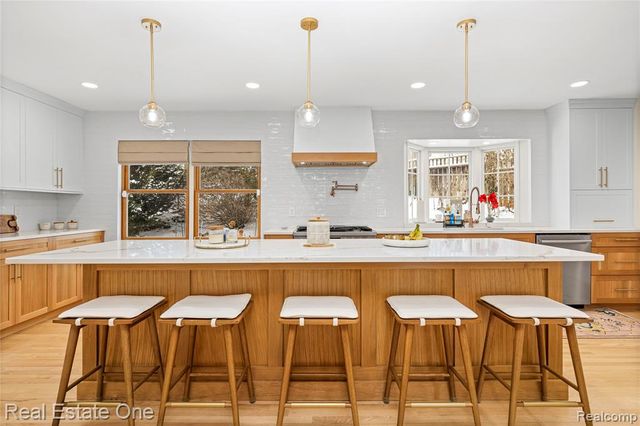 380 Depot Road, Clarkston, MI 48346