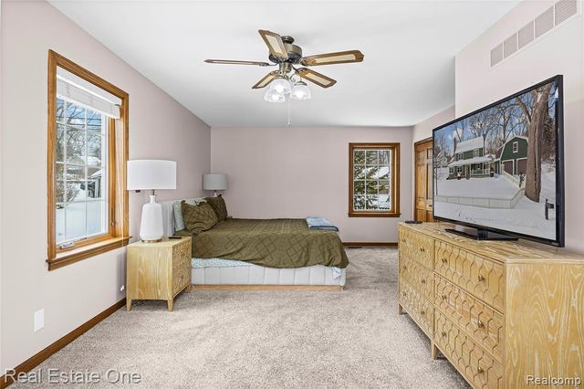 380 Depot Road, Clarkston, MI 48346