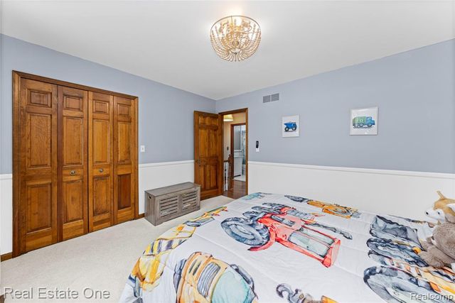 380 Depot Road, Clarkston, MI 48346