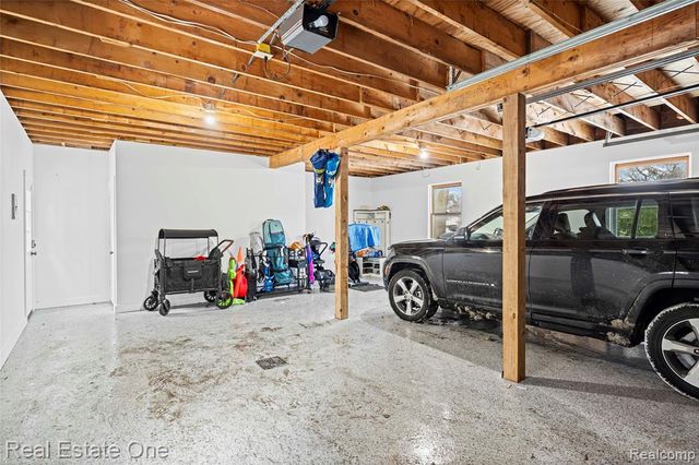 380 Depot Road, Clarkston, MI 48346