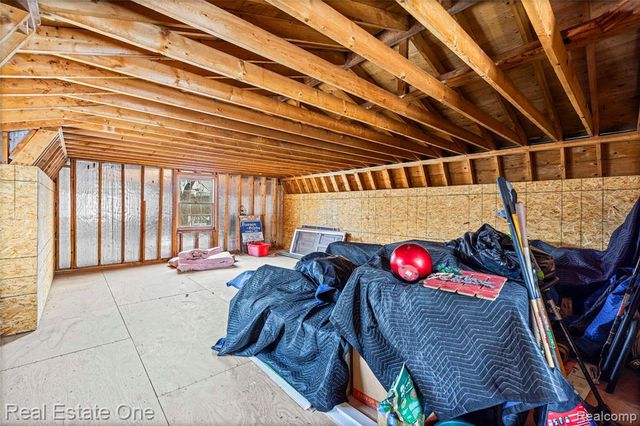 380 Depot Road, Clarkston, MI 48346