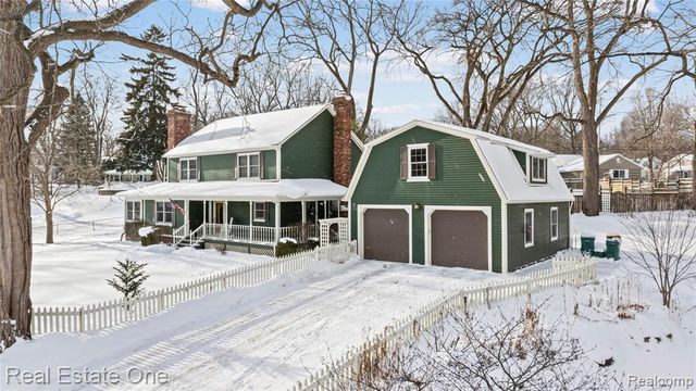 380 Depot Road, Clarkston, MI 48346