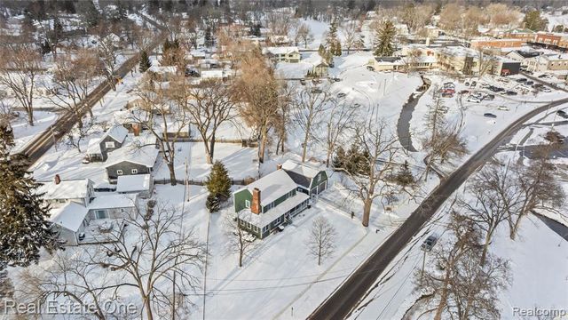 380 Depot Road, Clarkston, MI 48346