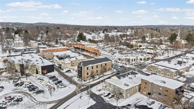 380 Depot Road, Clarkston, MI 48346