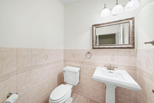 19216 RIDGELAKE DRIVE, Lutz, FL 33549