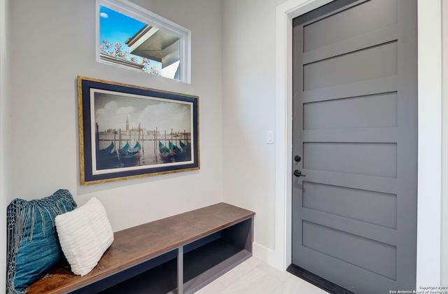 981 Jenny Leigh Trail, Bulverde, TX 78163