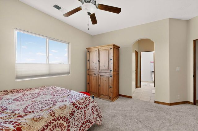 1 Caballo Sendero, Placitas, NM 87043