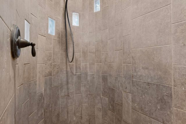 1 Caballo Sendero, Placitas, NM 87043