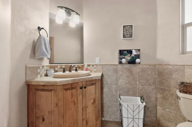 1 Caballo Sendero, Placitas, NM 87043