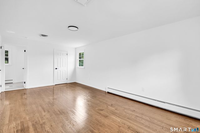 5 Butternut Drive, Bloomfield, CT 06002