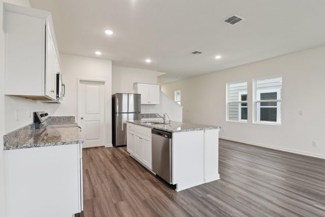 8867 Salamander Road 25, North Charleston, SC 29406