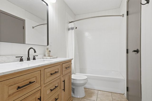 2 E Golden Lake Road, Circle Pines, MN 55014