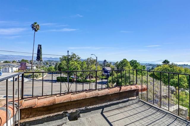 735 S Upas Street, Escondido, CA 92025