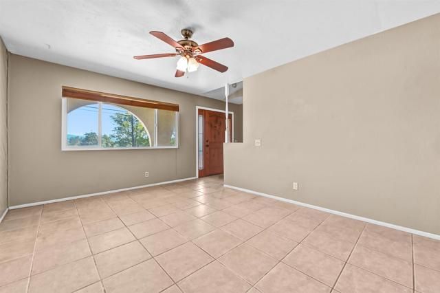 735 S Upas Street, Escondido, CA 92025