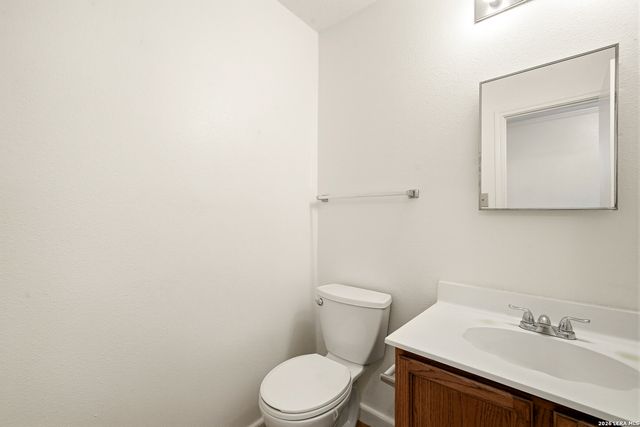 8942 KENTON CT, San Antonio, TX 78240