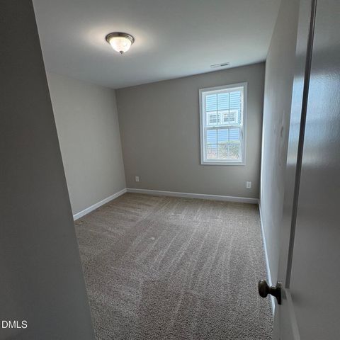 305 S Sycamore Street, Fremont, NC 27830