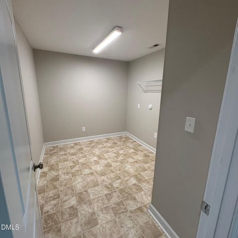 305 S Sycamore Street, Fremont, NC 27830