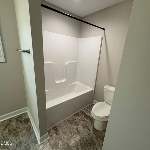 305 S Sycamore Street, Fremont, NC 27830