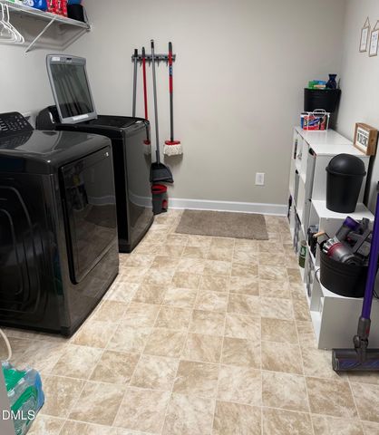 305 S Sycamore Street, Fremont, NC 27830