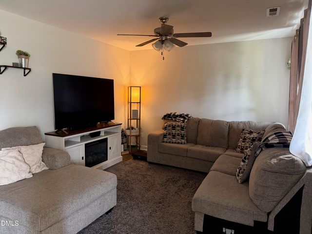 305 S Sycamore Street, Fremont, NC 27830