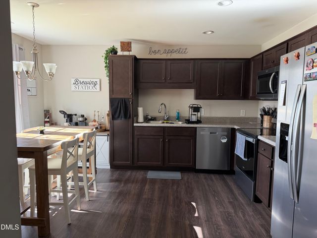 305 S Sycamore Street, Fremont, NC 27830