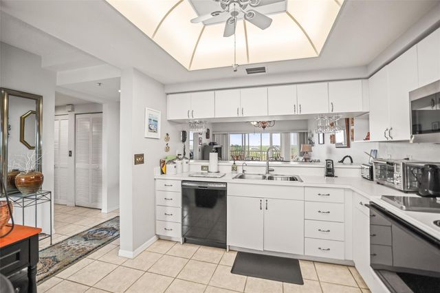 6399 SHORELINE DRIVE 4305, St Petersburg, FL 33708