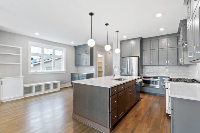 1066 Archer St, Nashville, TN 37203