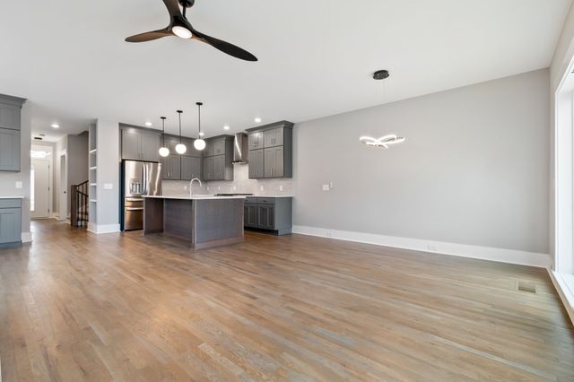 1066 Archer St, Nashville, TN 37203