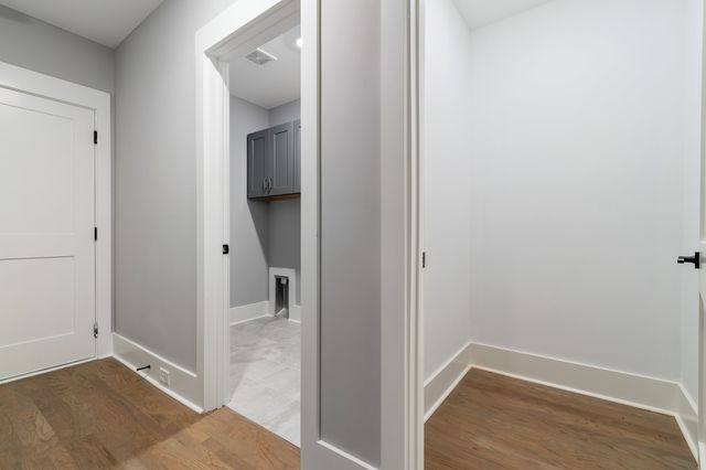 1066 Archer St, Nashville, TN 37203