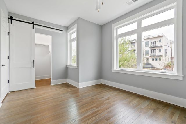 1066 Archer St, Nashville, TN 37203