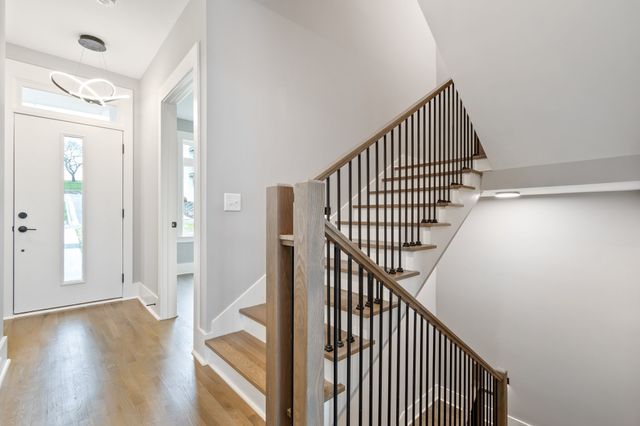 1066 Archer St, Nashville, TN 37203