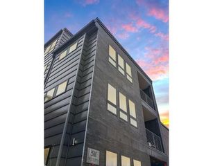 511 E. 5th 2R, Boston, MA 02127