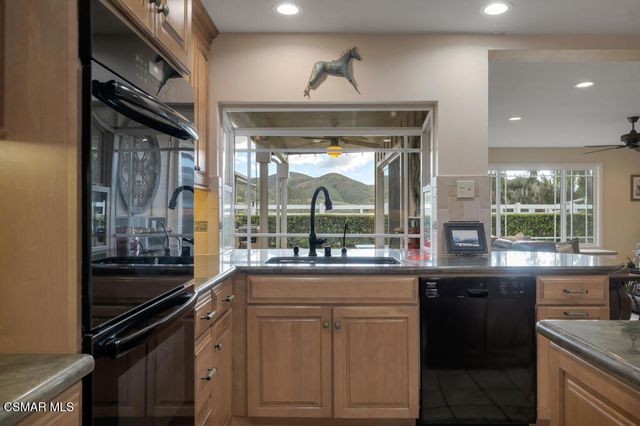 1894 Rambling Road, Simi Valley, CA 93065