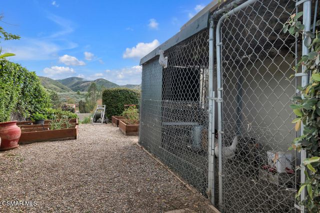 1894 Rambling Road, Simi Valley, CA 93065