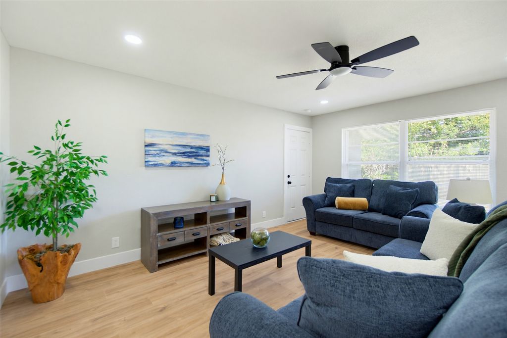 3049 Latham Drive, Dallas, TX 75229 — photo 4