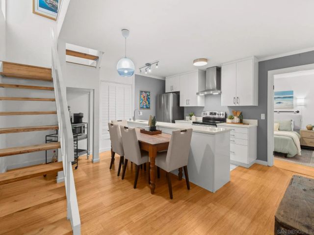 1251 Parker Pl 2D, San Diego, CA 92109