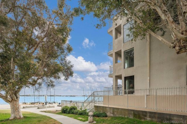 1251 Parker Pl 2D, San Diego, CA 92109