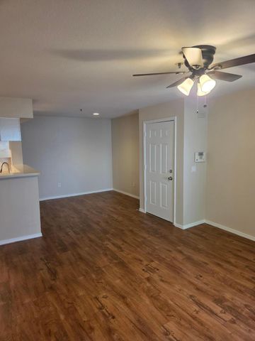 2025 E Campbell Avenue Unit 241, Phoenix, AZ 85016