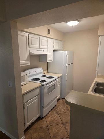 2025 E Campbell Avenue Unit 241, Phoenix, AZ 85016
