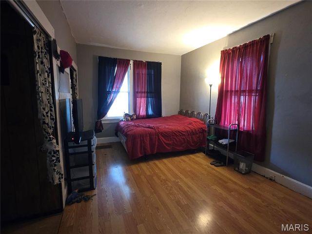 129 N 44th Street, Belleville, IL 62226