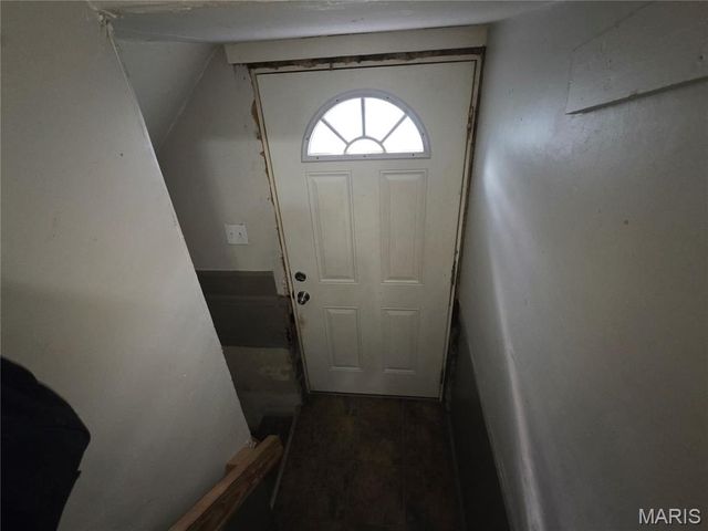 129 N 44th Street, Belleville, IL 62226