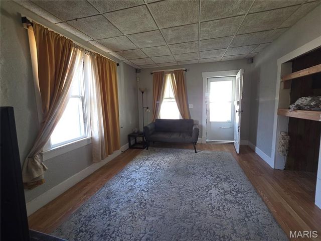 129 N 44th Street, Belleville, IL 62226