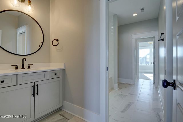 603 Martin House Loop, Holly Ridge, NC 28445